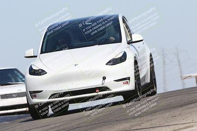 media/Sep-14-2024-Speed Ventures (Sat) [[a2bf28f496]]/Yellow Group/Session 2 (Grapevine)/